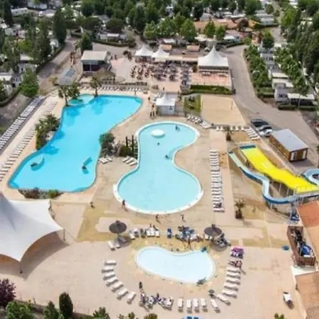 Superbe Mobil 6/8 Pers,clim, Sans Vis A Vis Dans 4* Espace Aquatique *